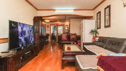 上海長寧西郊綠園四村 98年精品商品房，中樓層適合一家人居住